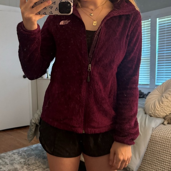 Maroon purple north face soft jacket zip up - Picture 5 of 6